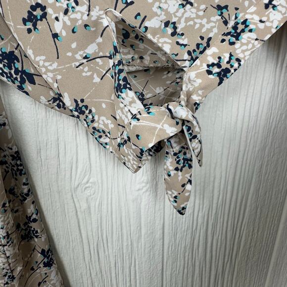 Catherines Button Down Cafe Blouse Women 3/4 Sleeve Size 4X Tan Aqua Floral Top - Picture 3 of 9